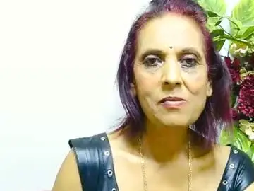 Chaturbate Nude Webcam of hot_queen58