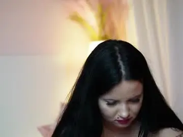 Chaturbate Best live sex cam show of adelineroze