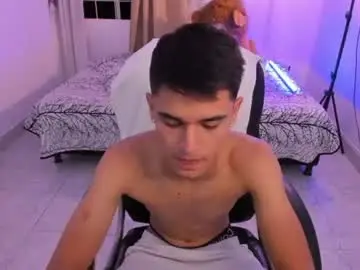 Chaturbate Watch Live Sex Cams of aron_boyy