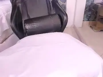 Chaturbate Watch Live Sex Cams of emily_parkss666