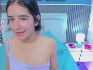 Chaturbate Live Sex Cam of ivy_petit