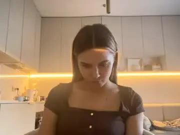 Chaturbate Best live sex cam show of louannkorth