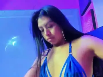 Chaturbate Free Live Porn of chloemartini_