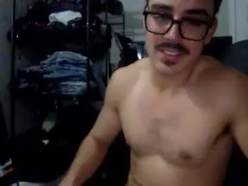 Chaturbate Private Sex Chat of luvrboy77