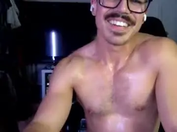 Chaturbate Best live sex cam show of luvrboy77