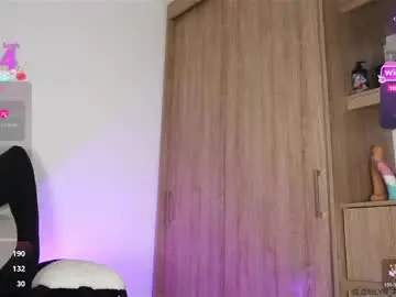 Chaturbate Live Porn of paradise_city__