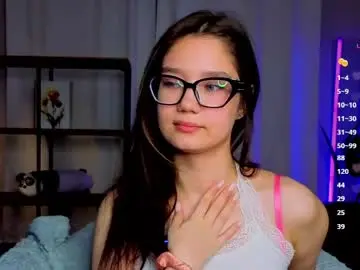 Chaturbate Free Live Porn of aouva