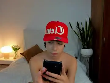 Chaturbate Sex Cam of milan_zapata
