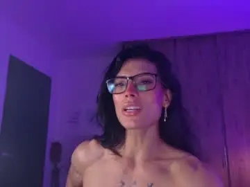 Chaturbate Live Sex Cam of rouse_leon