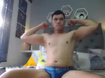 Chaturbate Live Porn of andy_estevez