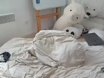 Chaturbate Live Sex Cam of ceriselapine