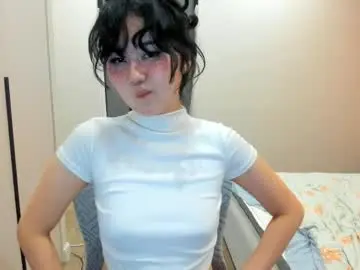 Chaturbate Live Sex Cam of emmilee_