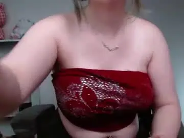 Chaturbate Adult Video Chat of krystalsyxx