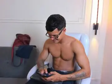 Chaturbate Watch Live Sex Cams of paradise_boy_s