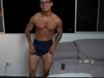 Chaturbate Free Porn Cam of paradise_boy_s
