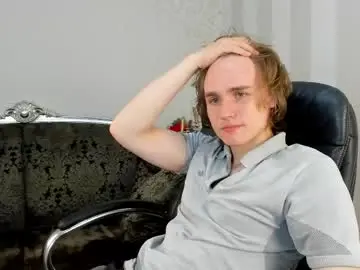 Chaturbate Free Porn Cam of finnbev