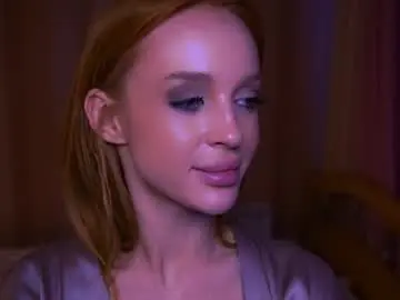 Chaturbate Watch Live Sex Cams of redhead_shark