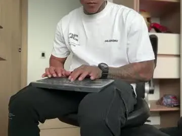 Chaturbate Live Sex of jordandenis17