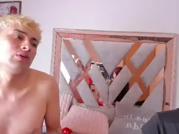 Chaturbate Sex Chat of rousse_n_kenji