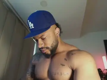 Chaturbate Free Porn Cam of clark_strong