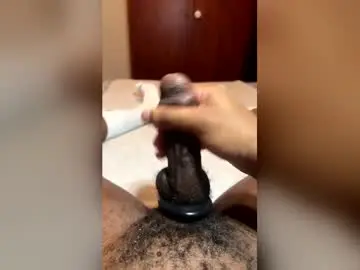 Chaturbate Live Porn of davis_smith2100