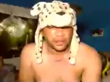 Chaturbate Free Porn Cam of adoniswoody