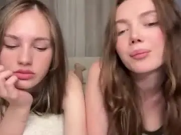 Chaturbate Live Sex Cam of love_machine_