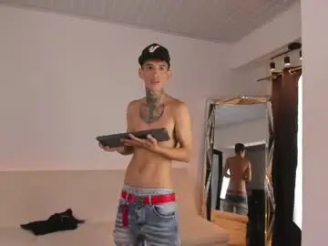 Chaturbate Live Porn of darwin_stark