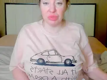 Chaturbate Adult Video Chat of mailymilf