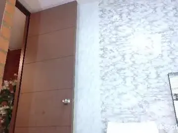 Chaturbate Live Sex of nicolle4
