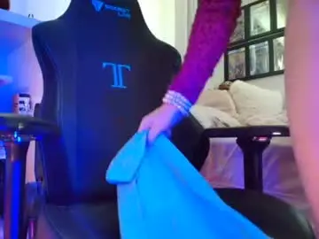 Chaturbate Live Sex Cam of cuteypi