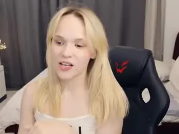 Chaturbate Best live sex cam show of thehousemaid1
