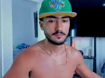 Chaturbate Live Sex Cam of david_johnson372