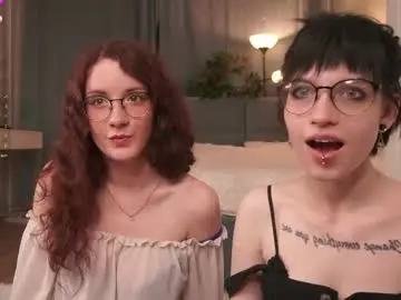 Chaturbate Live Sex Cam of little_poetry