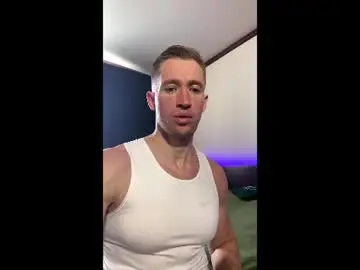 Chaturbate Live Sex of marc105100