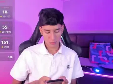 Chaturbate Free Porn Cam of damien_howard