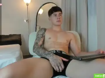 Chaturbate Live Sex Cam of twintease