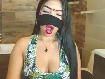 Chaturbate Live Sex Cam of iniya_parul