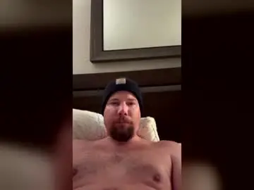 Chaturbate Live Sex Cam of thickand35