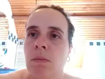 Chaturbate Live Sex Cam of cherymoon89