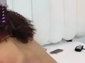 Chaturbate Watch Live Sex Cams of ela_ebony_