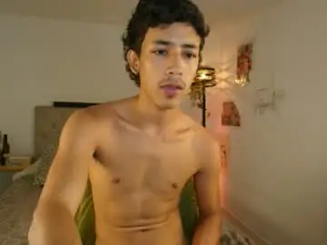 Chaturbate Sex Chat of ostin_18hot