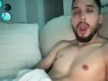 Chaturbate Best live sex cam show of papicubano_guapo23cm