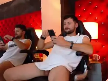Chaturbate Live Sex Cam of erickpritz_xh