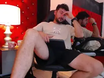 Chaturbate Free Porn Cam of erickpritz_xh