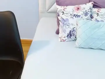 Chaturbate Adult Video Chat of kyliebenson
