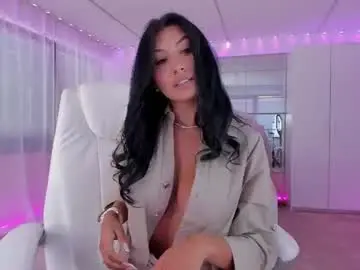 Chaturbate Live Sex Cam of miss_diamond__