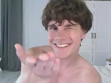 Chaturbate Best live sex cam show of eric_crush