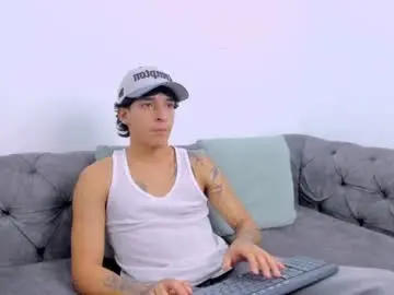 Chaturbate Sex Chat of kroywave