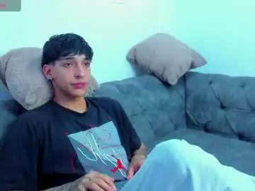 Chaturbate Free Porn Cam of kroywave